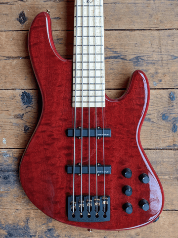 CUSTOM HYBRID | 5 STRING - QUILTED MAHOGANY TRANS RED GLOSS (SN. 4251)